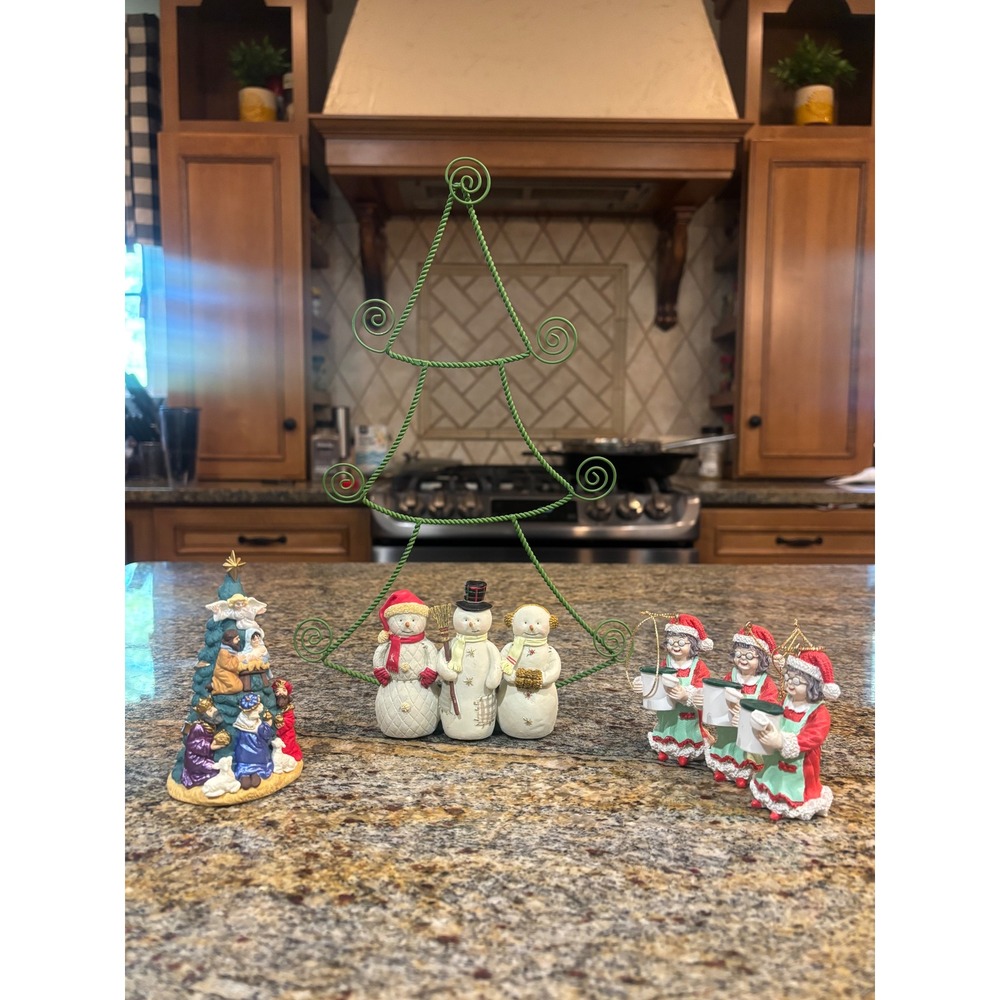 Hallmark Christmas Tree Card/Napkin Holder + Mrs Claus & Nativity Tree Ornaments